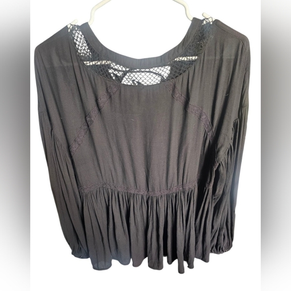 Free People Black Lace-Up Dont Let Go Peasant Boho Size Small Oversized PTP 22 - Picture 4 of 4